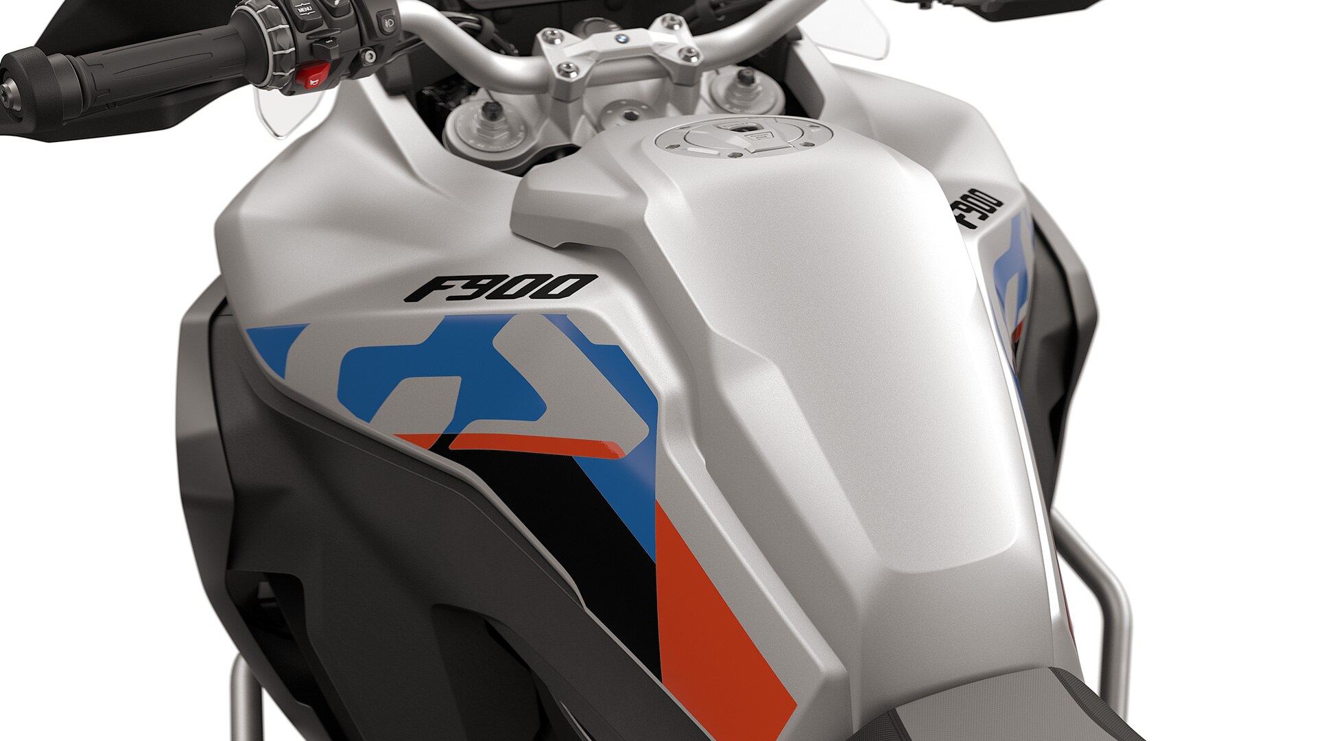 Les caches latéraux de la F 900 GS Adventure de BMW Motorrad avec un grand réservoir de 23 l