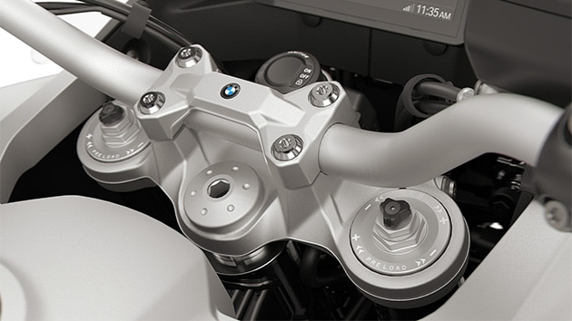 La fourche réglable de la F 900 GS de BMW Motorrad
