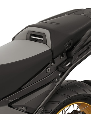 Selle pilote confort et selle passager confort avec chauffage de siège