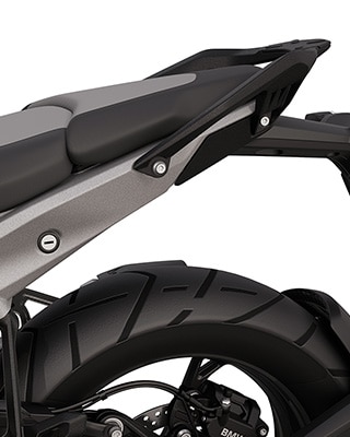 L'arrière avec selle passager et poignées de maintien de la R 1300 GS de BMW Motorrad