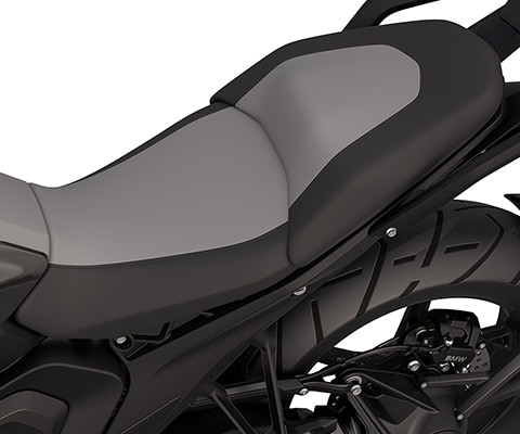 Les sièges confortables de la R 1300 GS Triple Black de BMW Motorrad