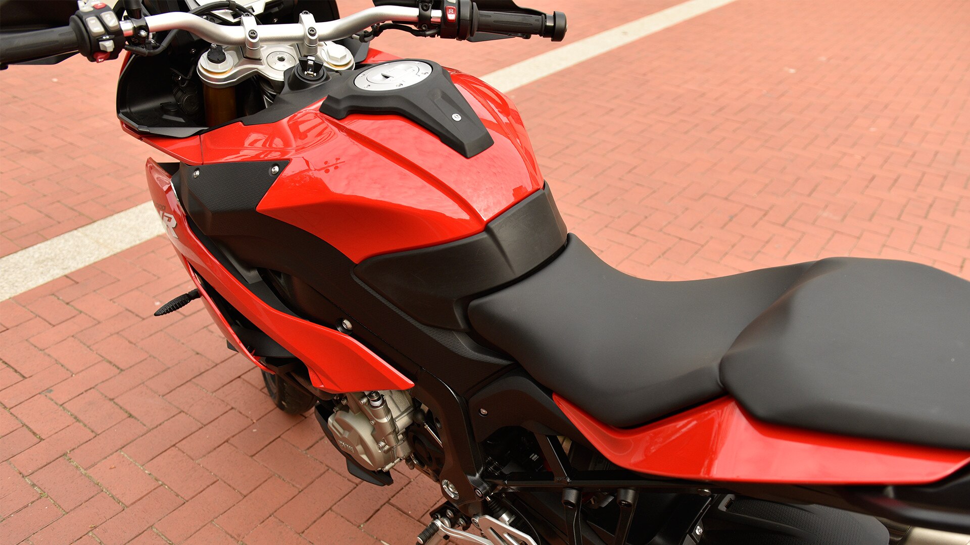 S 1000 XR siège au design ergonomique