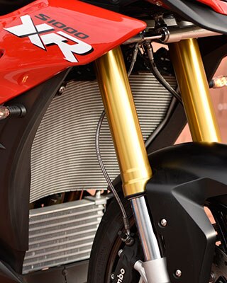 S 1000 XR fourche inversée