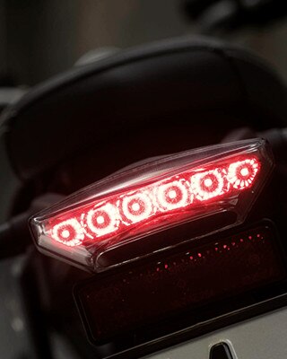 R nineT Pure feu arrière à LED