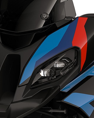 L’avant sportif de la M 1000 XR de BMW Motorrad