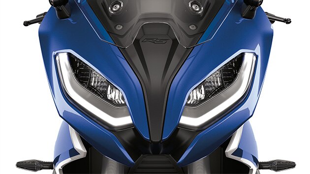 Partie avant avec feux de jour à LED de la R 1250 RS