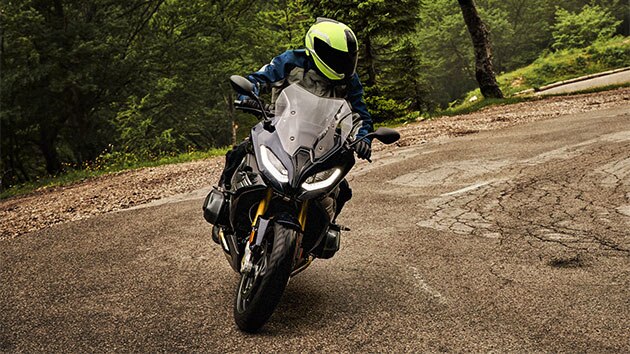La R 1250 RS dans un virage