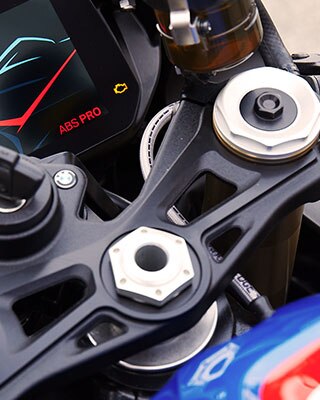 BMW RR, le nouveau DDC (Dynamic Damping Control)