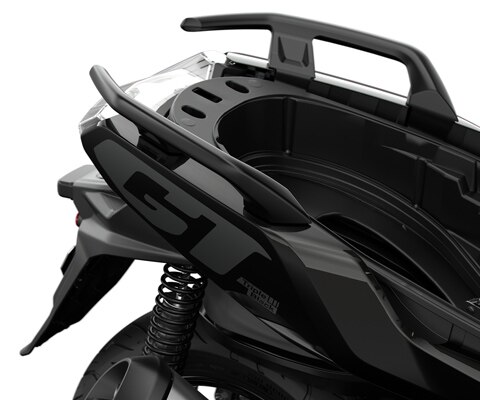 Compartiment de rangement flexcase ouvert du C 400 GT.