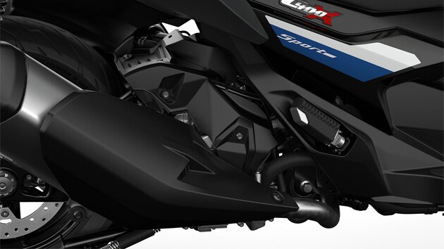 Nous voyons ici le moteur à combustion monocylindre du C 400 X.